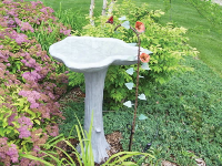 Leaf Shape Bird Bath