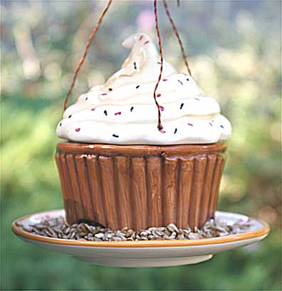 vanilla ceramic cupcake hopper bird feeder