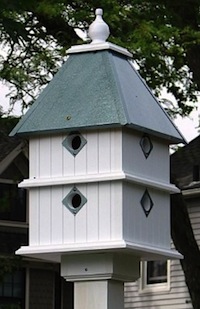 In durable vinyl, this dovecote birdhouse will host many successful broods