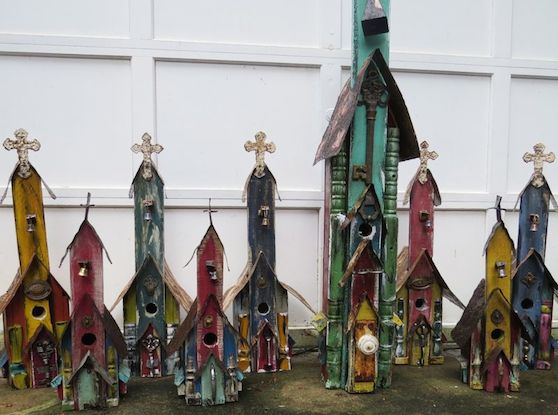 Rustic Wood Birdhouses are very bird-friendly